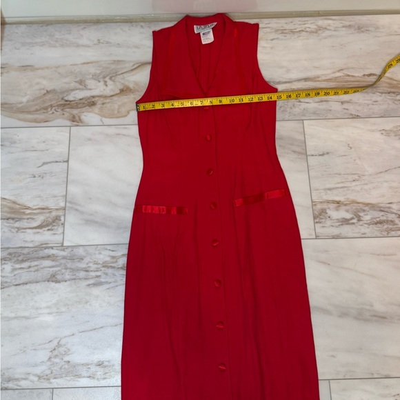 Vintage La Belle Red Sleeveless Button Front Midi Dress - Size 5 - Made in USA - Picture 4 of 8